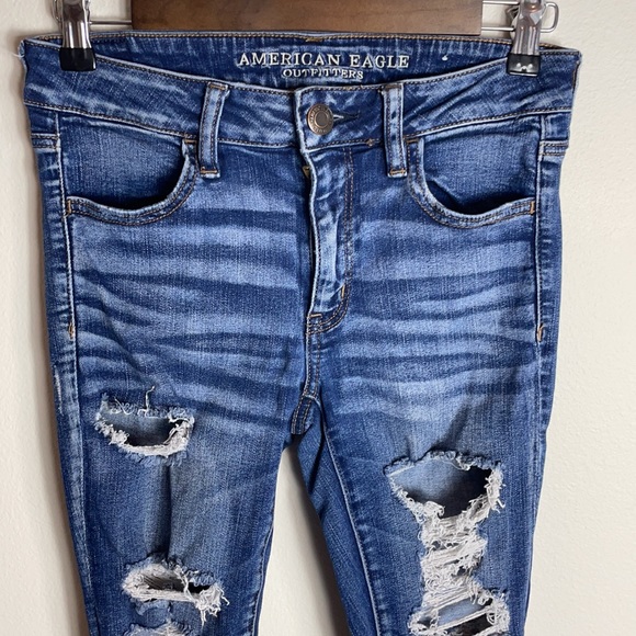 American Eagle Next Level Stretch Shredded Jegging Crop Jeans Size 6 - Picture 4 of 9